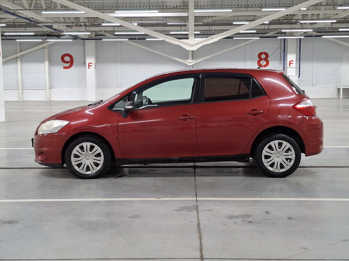 Toyota Auris 2010 года с пробегом. Фото: #7