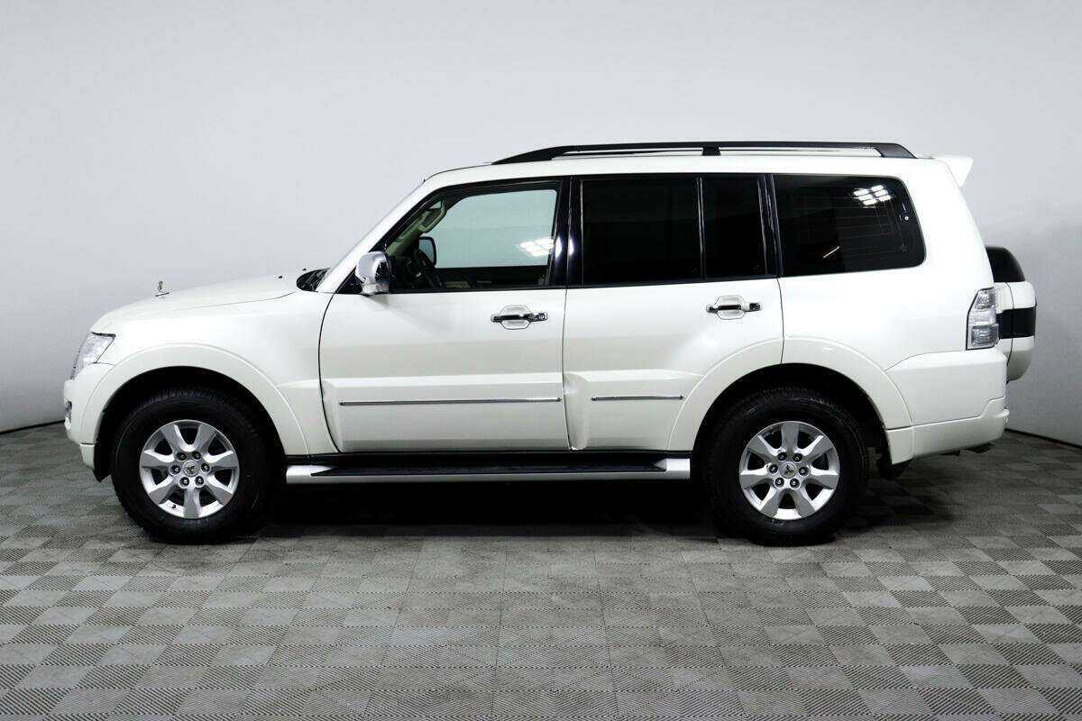 Mitsubishi Pajero 2021 года с пробегом. Фото: #7