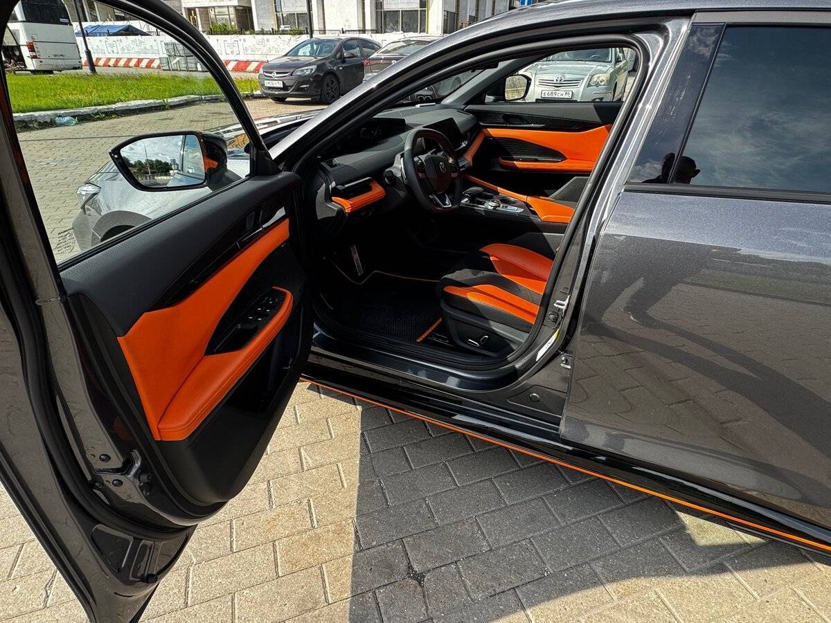 Changan UNI-V 2023 года с пробегом. Фото: #14