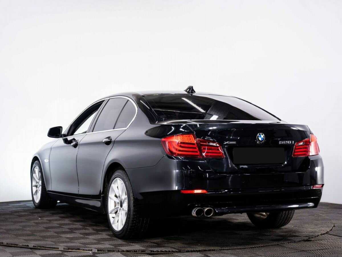 BMW 5 серии 2012 года с пробегом. Фото: #3
