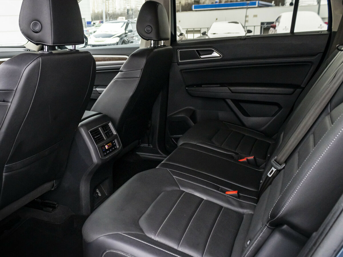 Volkswagen Teramont 2019 года с пробегом. Фото: #13