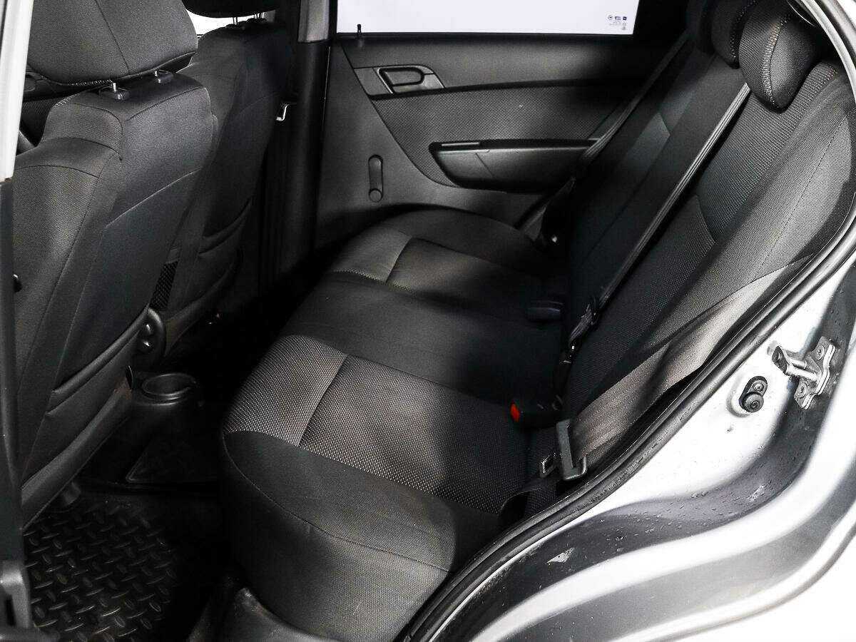Chevrolet Aveo 2010 года с пробегом. Фото: #9