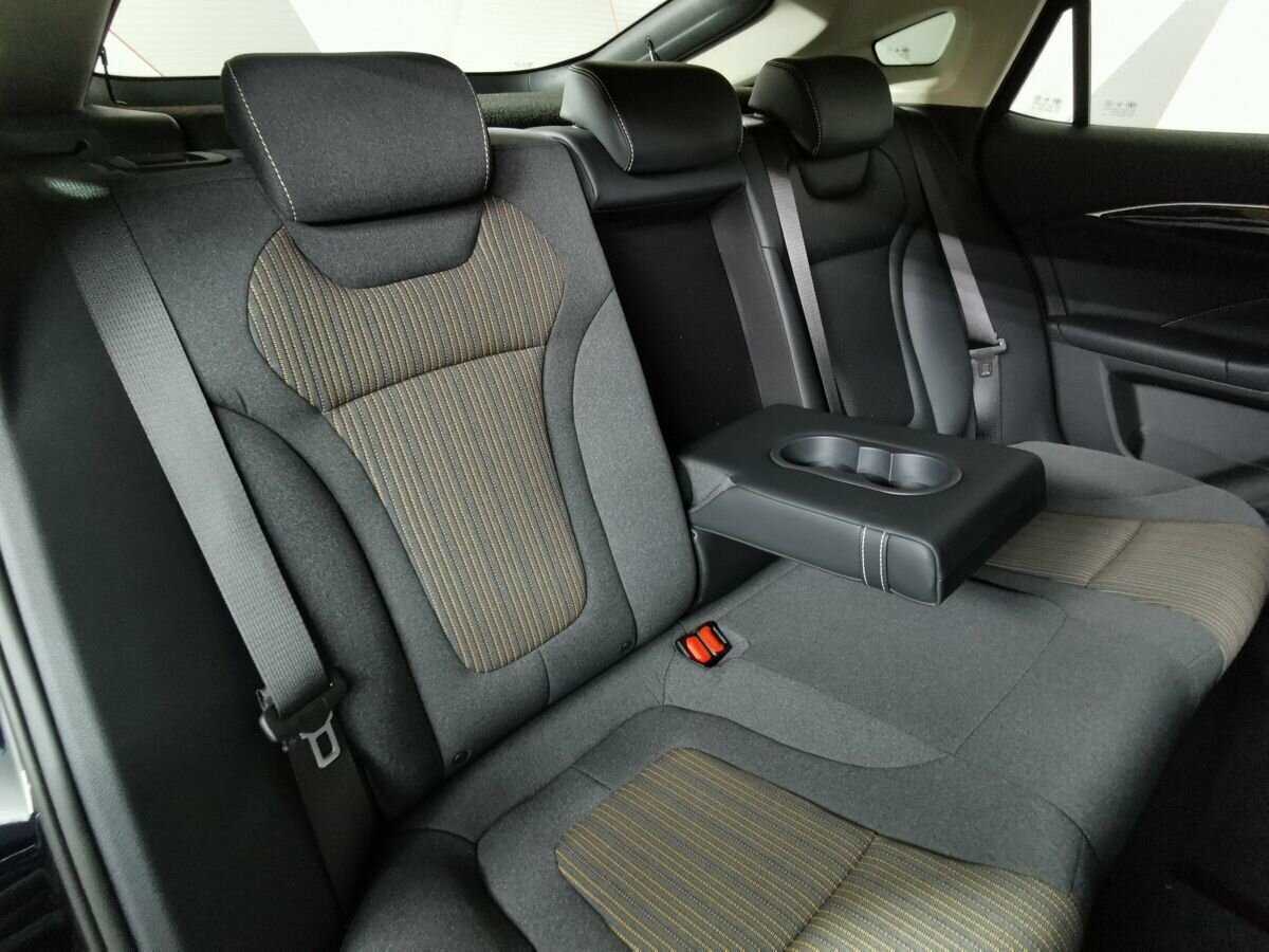 FAW Bestune B70 2023 года с пробегом. Фото: #12