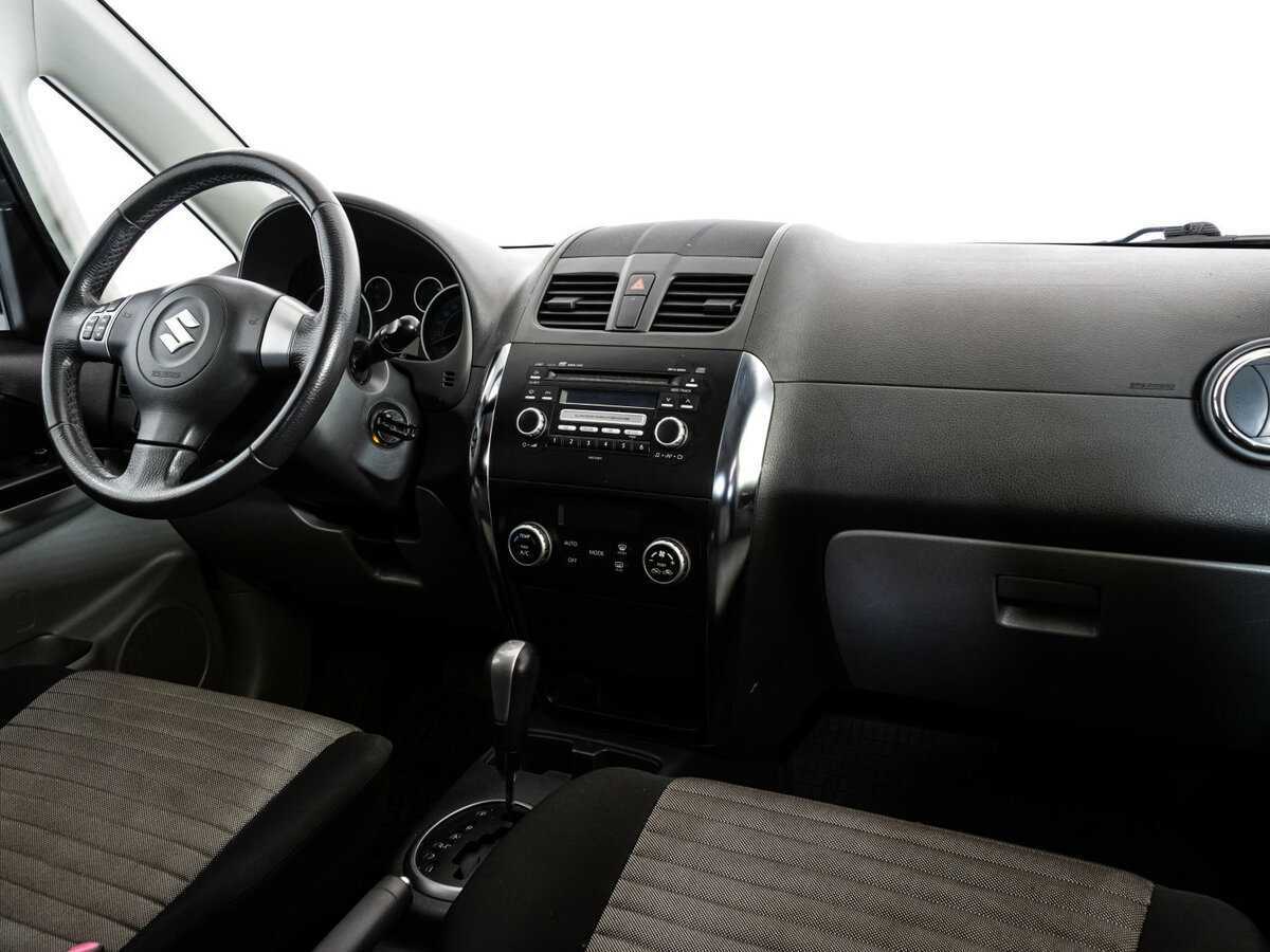 Suzuki SX4 2011 года с пробегом. Фото: #6