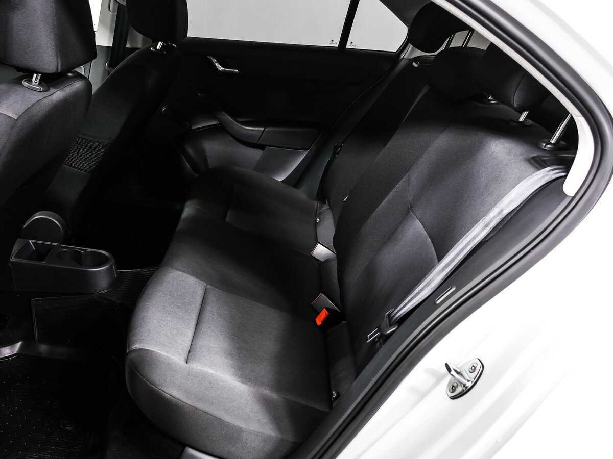 Skoda Rapid 2017 года с пробегом. Фото: #10