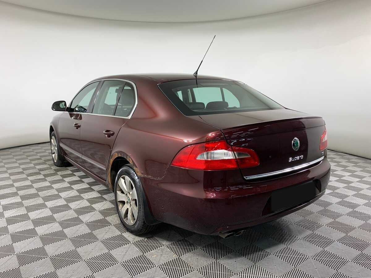 Skoda Superb 2009 года с пробегом. Фото: #6
