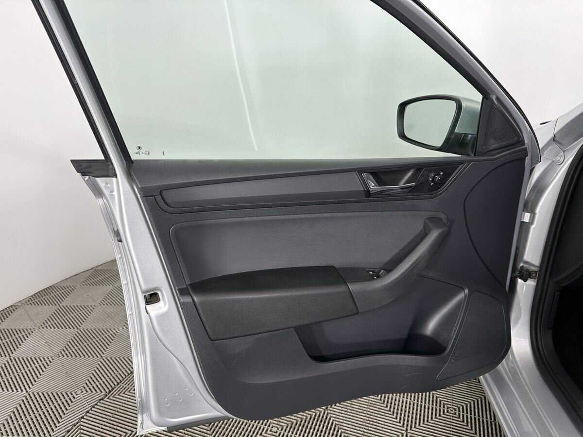 Skoda Rapid 2018 года с пробегом. Фото: #7