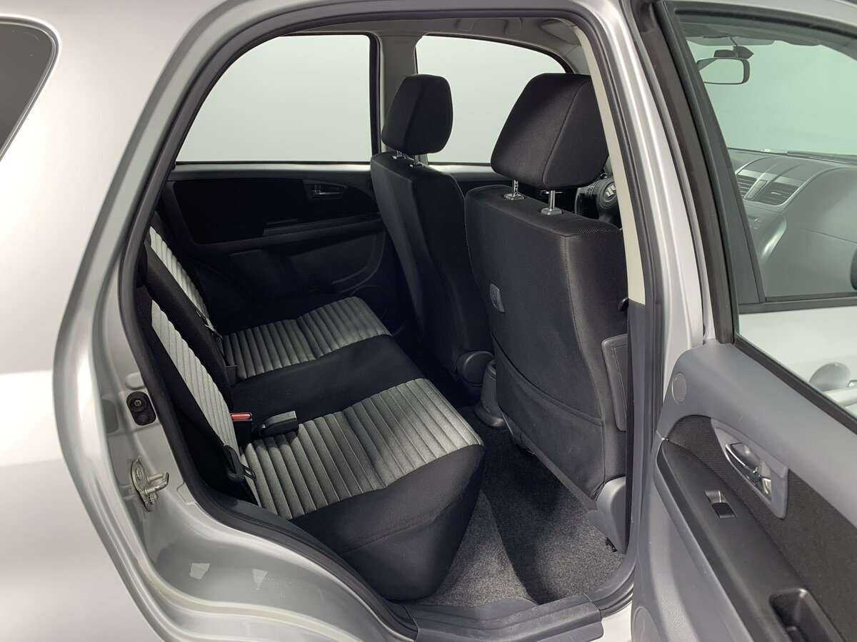 Suzuki SX4 2010 года с пробегом. Фото: #15