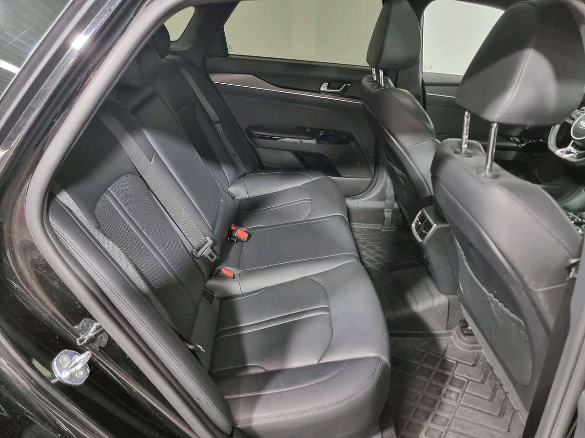 Kia K5 2021 года с пробегом. Фото: #13