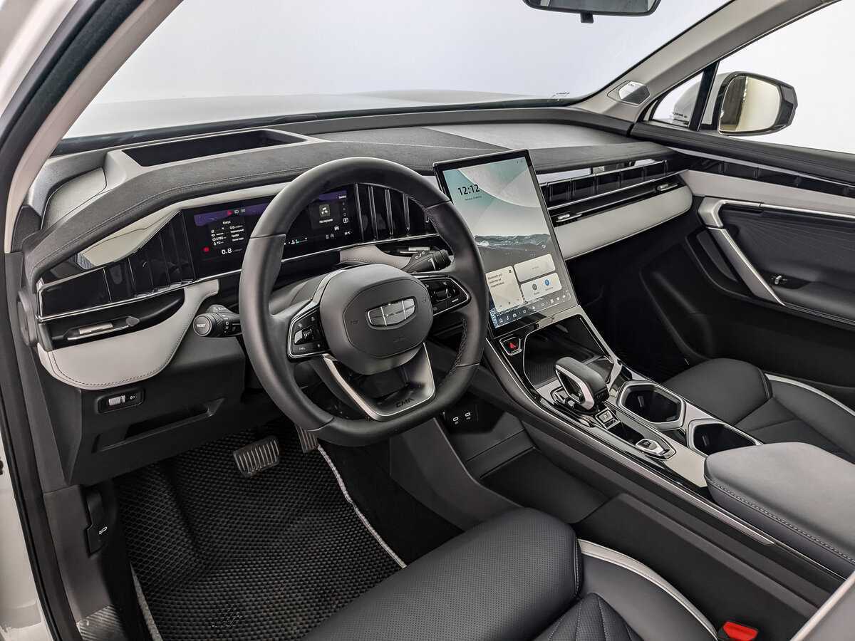 Geely Atlas 2024 года с пробегом. Фото: #10