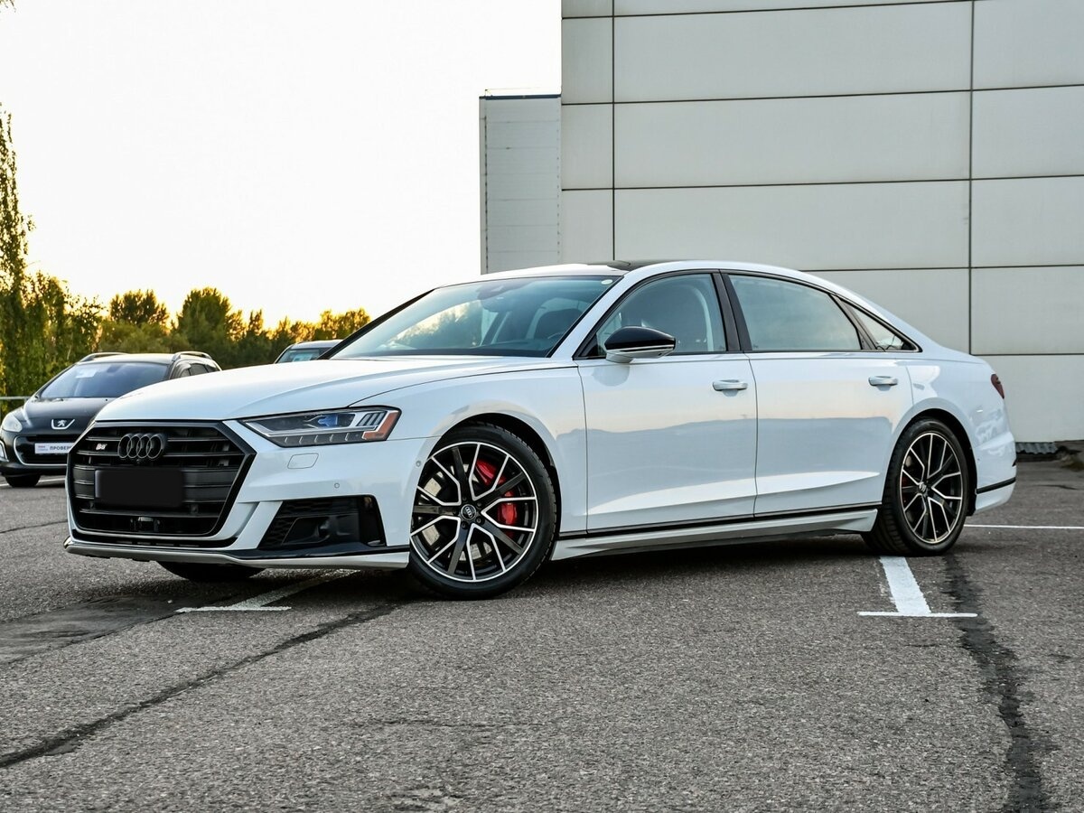 Audi S8 2020 года с пробегом. Посмотреть фото