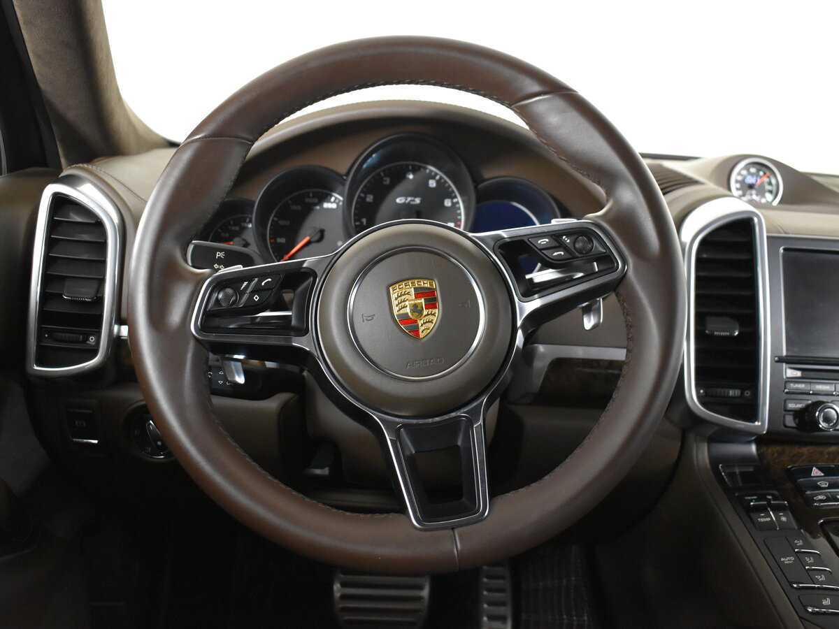 Porsche Cayenne 2015 года с пробегом. Фото: #14
