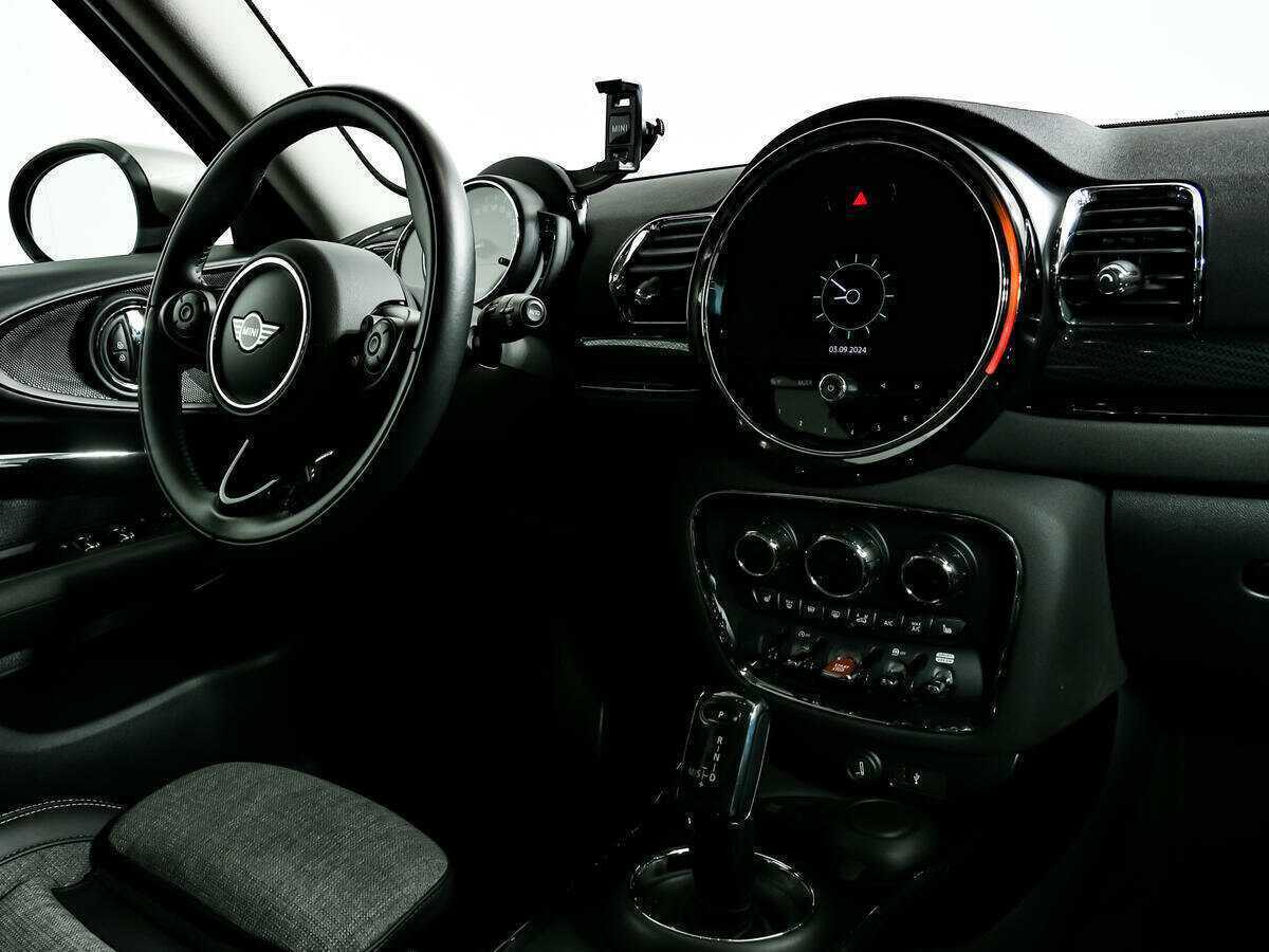 Mini Clubman 2021 года с пробегом. Фото: #8