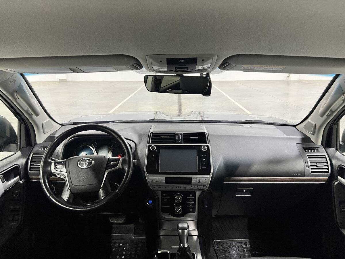 Toyota Land Cruiser Prado 2017 года с пробегом. Фото: #13