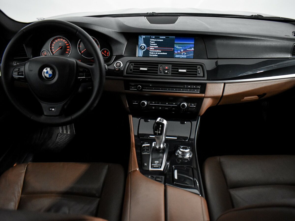 BMW 5 серии 2011 года с пробегом. Фото: #12