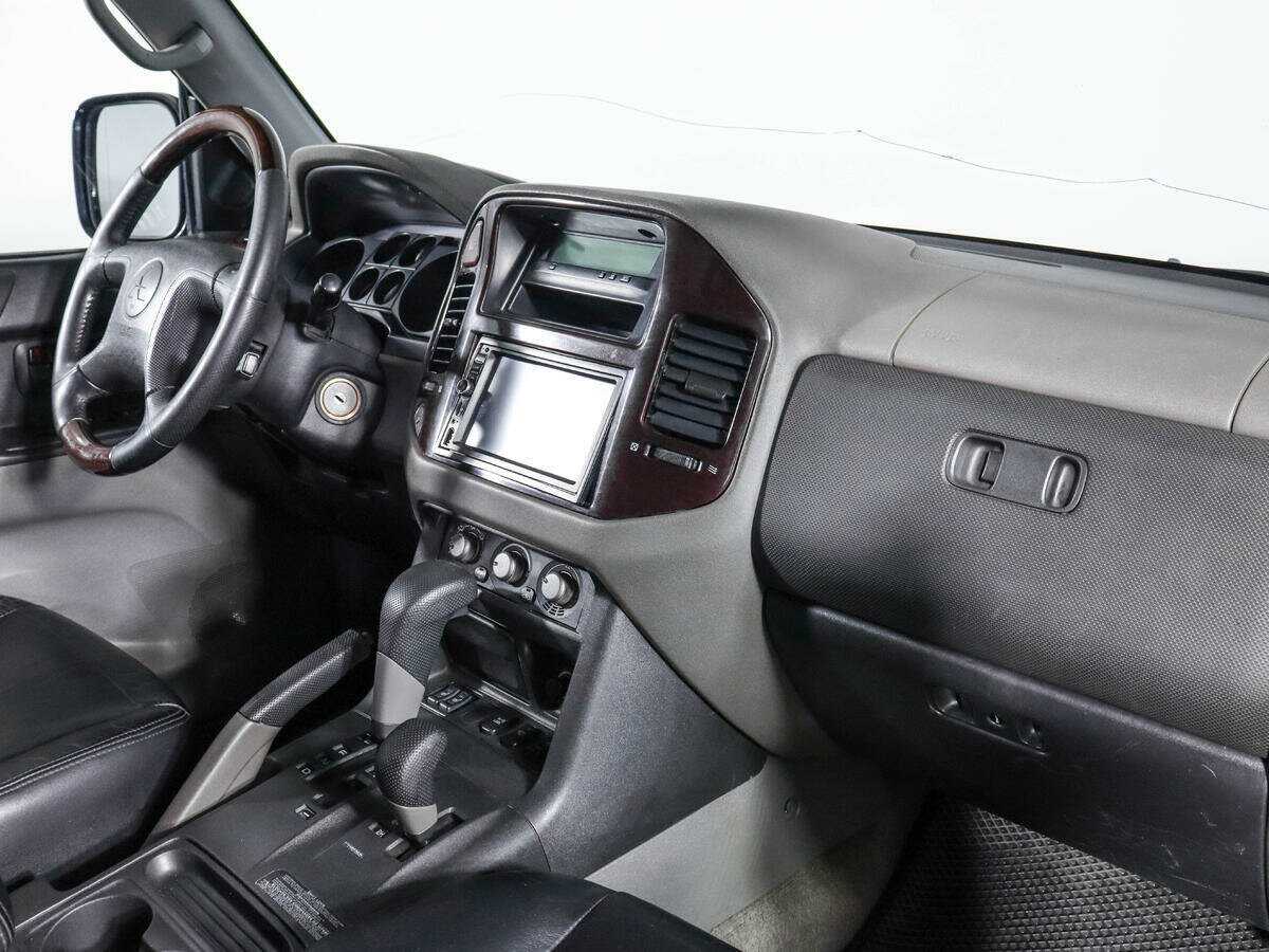 Mitsubishi Pajero 2002 года с пробегом. Фото: #5