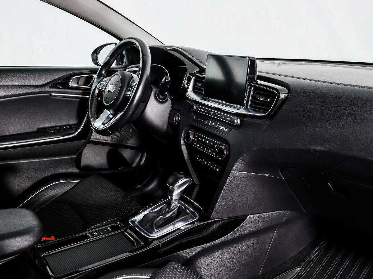 Kia Ceed 2018 года с пробегом. Фото: #14