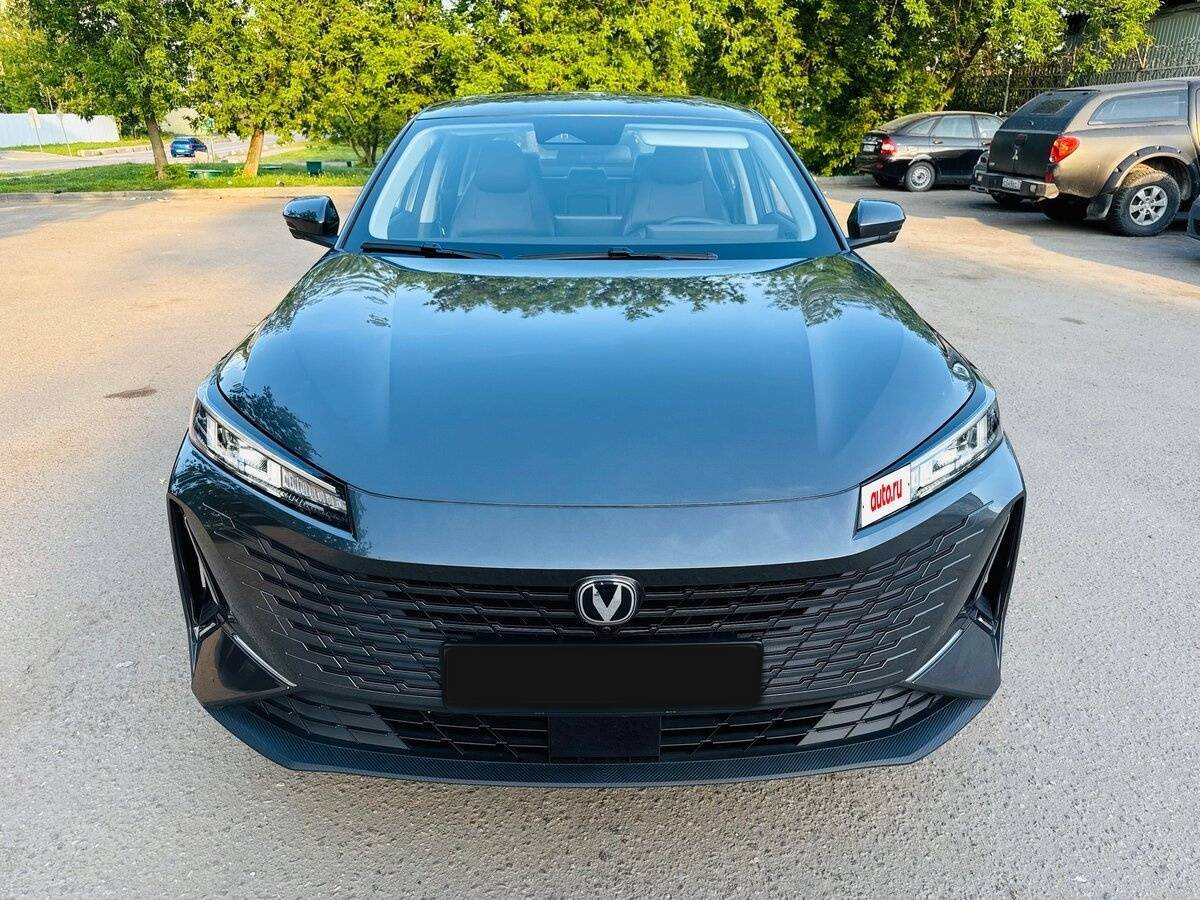 Changan Lamore 2023 года с пробегом. Посмотреть фото