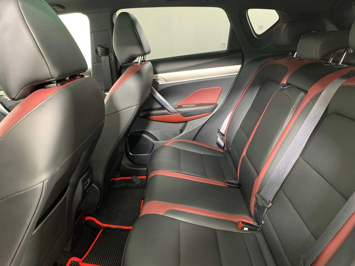 Geely Coolray 2023 года с пробегом. Фото: #18