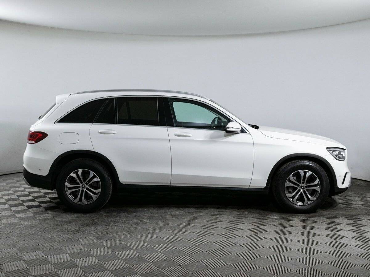 Mercedes-Benz GLC 2019 года с пробегом. Фото: #3