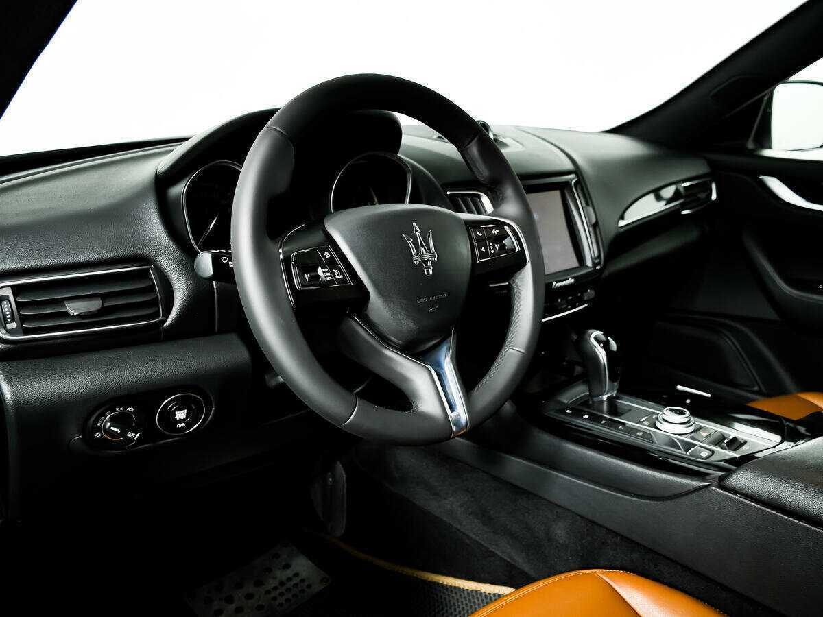 Maserati Levante 2018 года с пробегом. Фото: #10