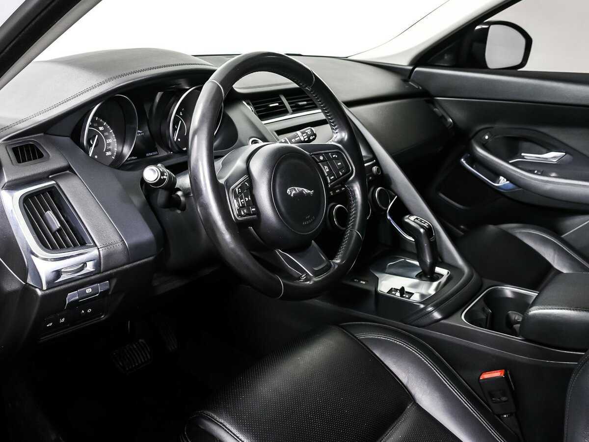 Jaguar E-Pace 2018 года с пробегом. Фото: #11