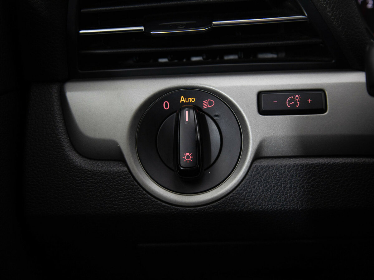 Volkswagen Passat (North America and China) 2020 года с пробегом. Фото: #13