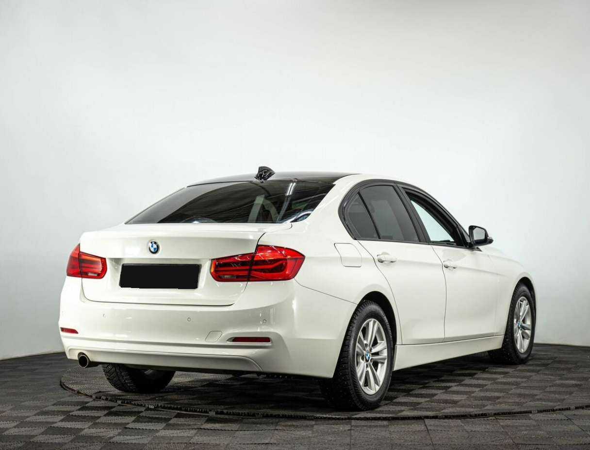 BMW 3 серии 2016 года с пробегом. Фото: #3