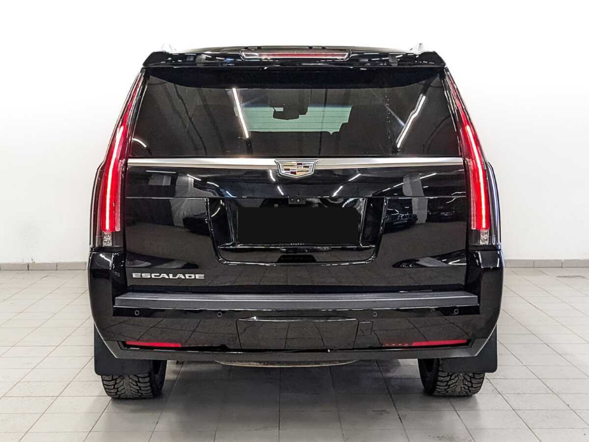 Cadillac Escalade 2018 года с пробегом. Фото: #5