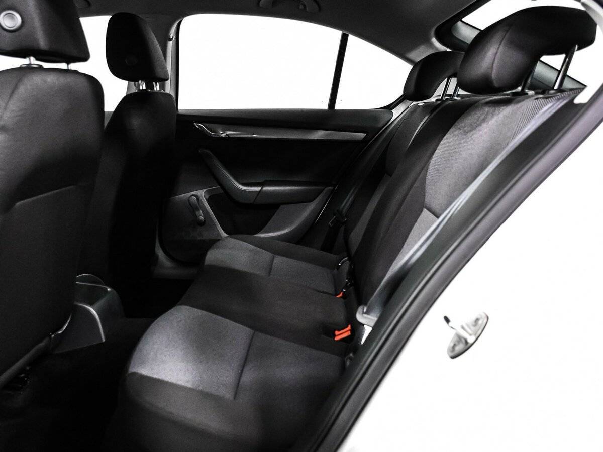 Skoda Octavia 2015 года с пробегом. Фото: #12