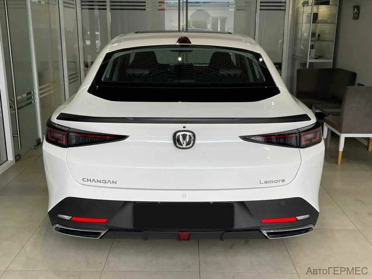 Changan Lamore 2024 года с пробегом. Фото: #2
