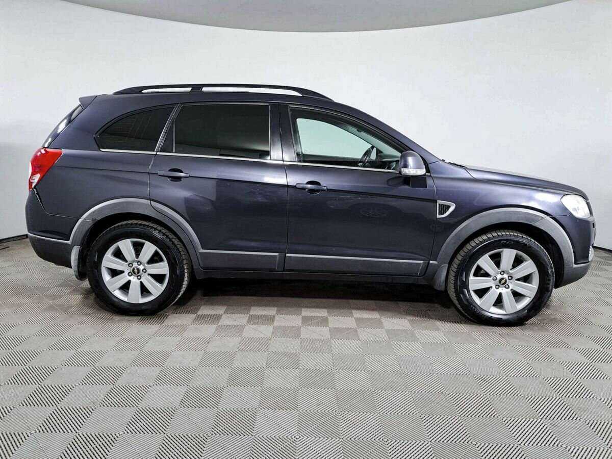Chevrolet Captiva 2008 года с пробегом. Фото: #3