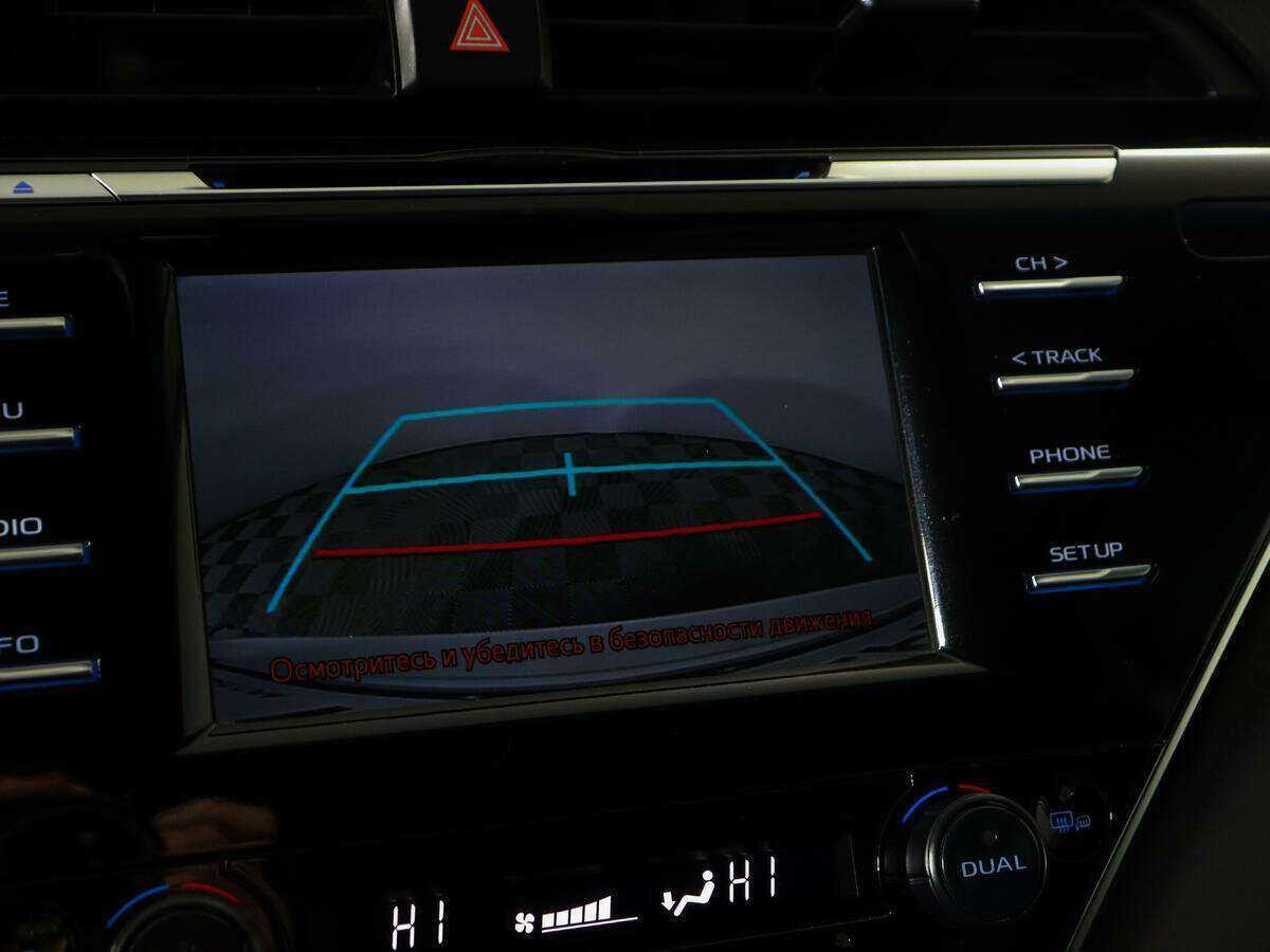 Toyota Camry 2019 года с пробегом. Фото: #12