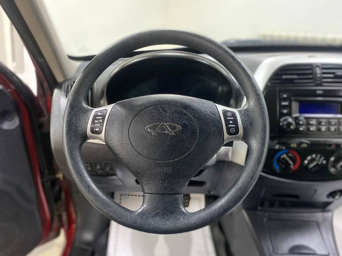 Chery Tiggo (T11) 2012 года с пробегом. Фото: #6