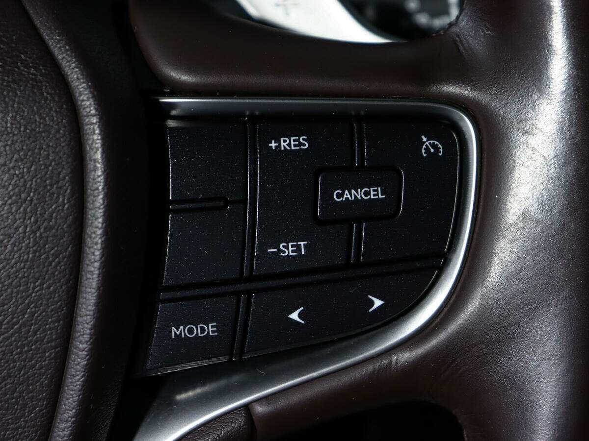 Lexus ES 2018 года с пробегом. Фото: #24