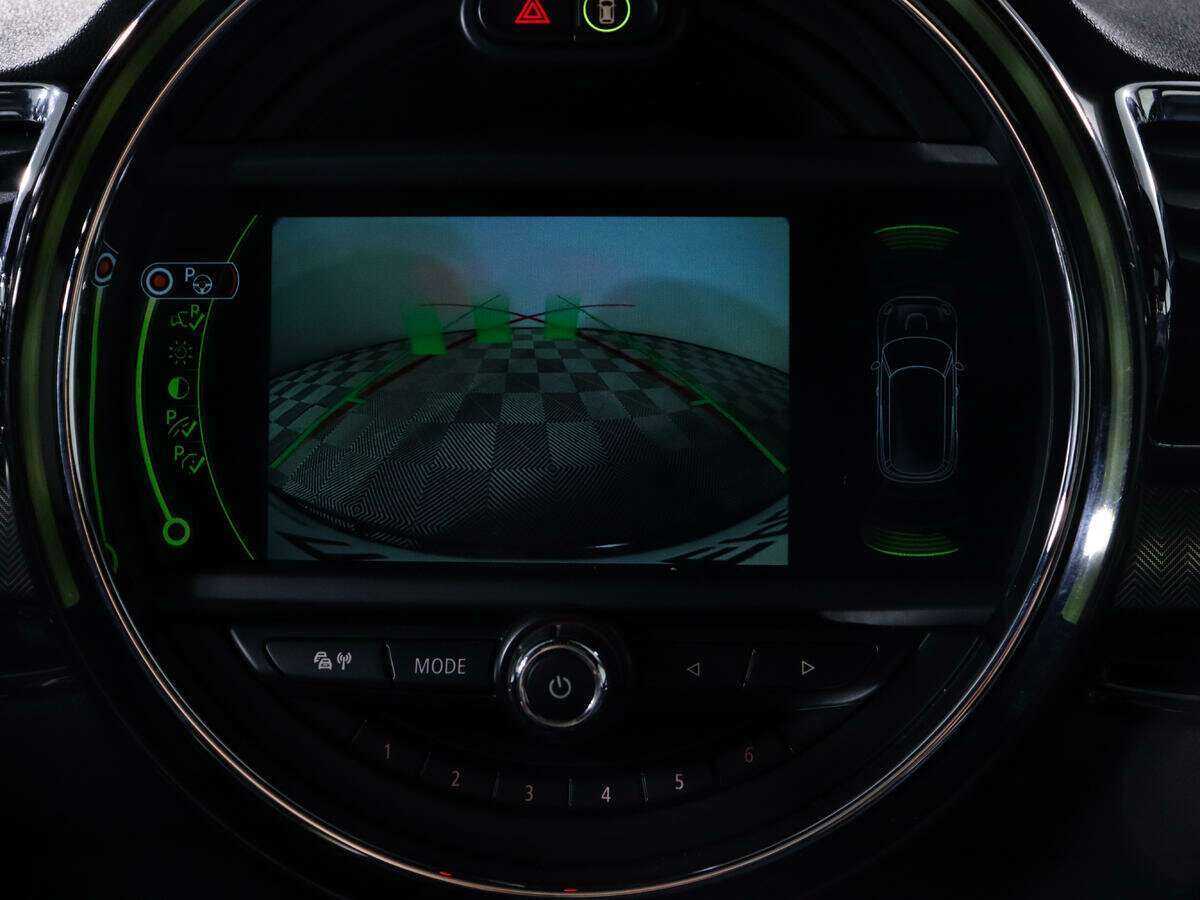 Mini Clubman 2016 года с пробегом. Фото: #18