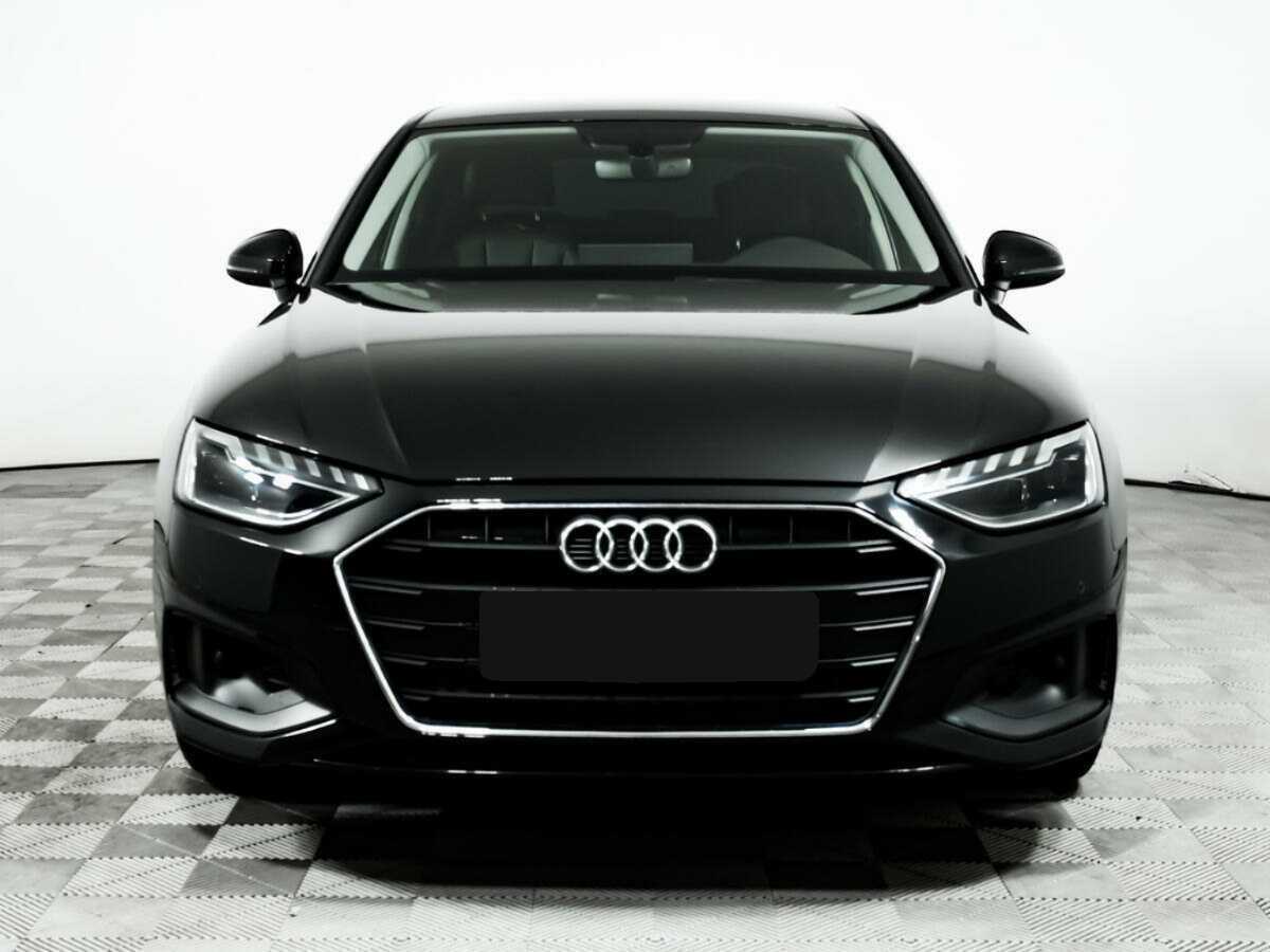 Audi A4 2021 года с пробегом. Фото: #1