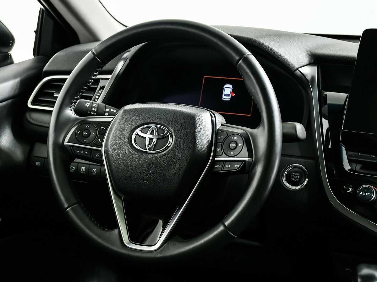Toyota Camry 2023 года с пробегом. Фото: #11