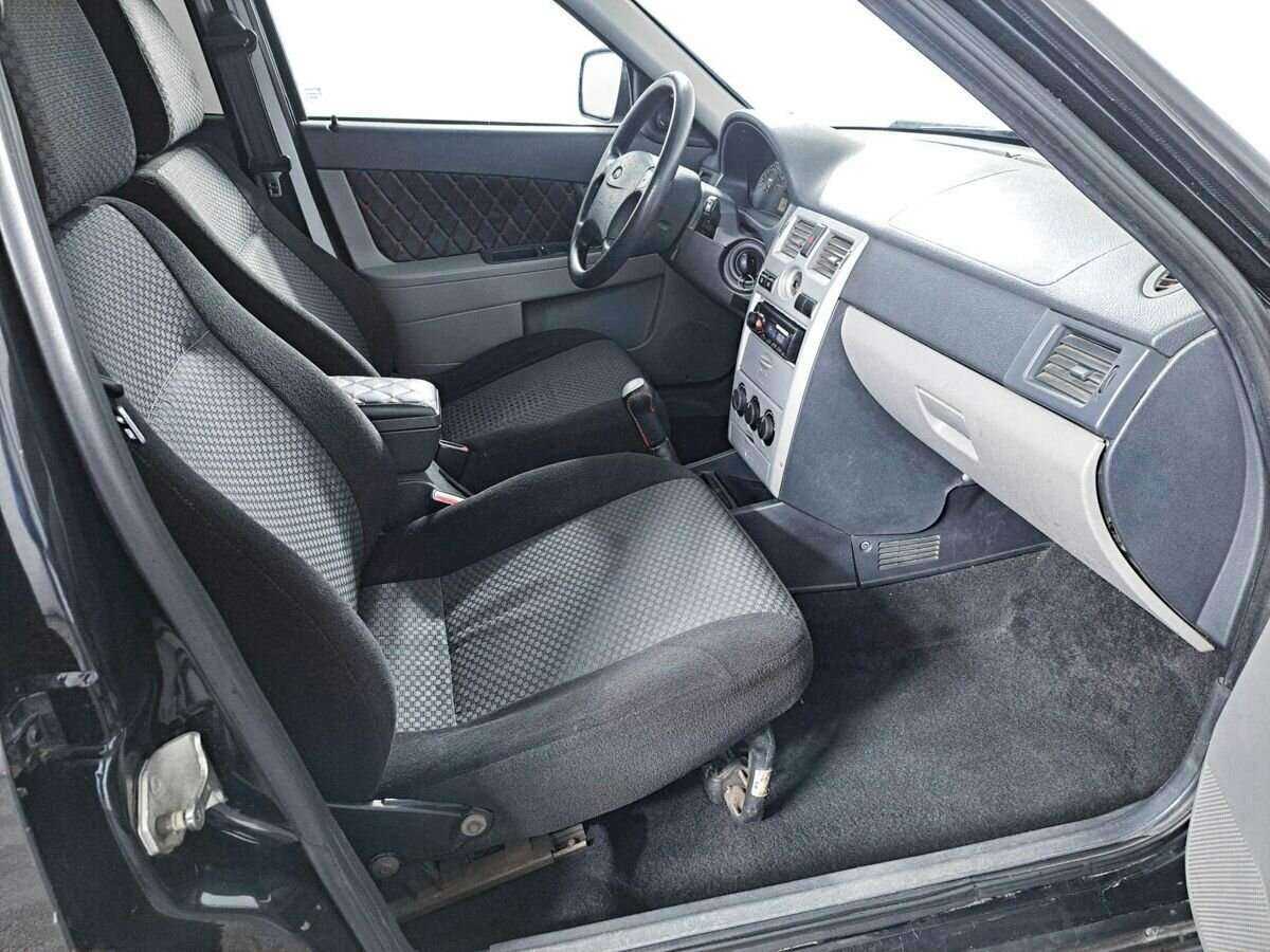 Lada (ВАЗ) Priora 2010 года с пробегом. Фото: #8