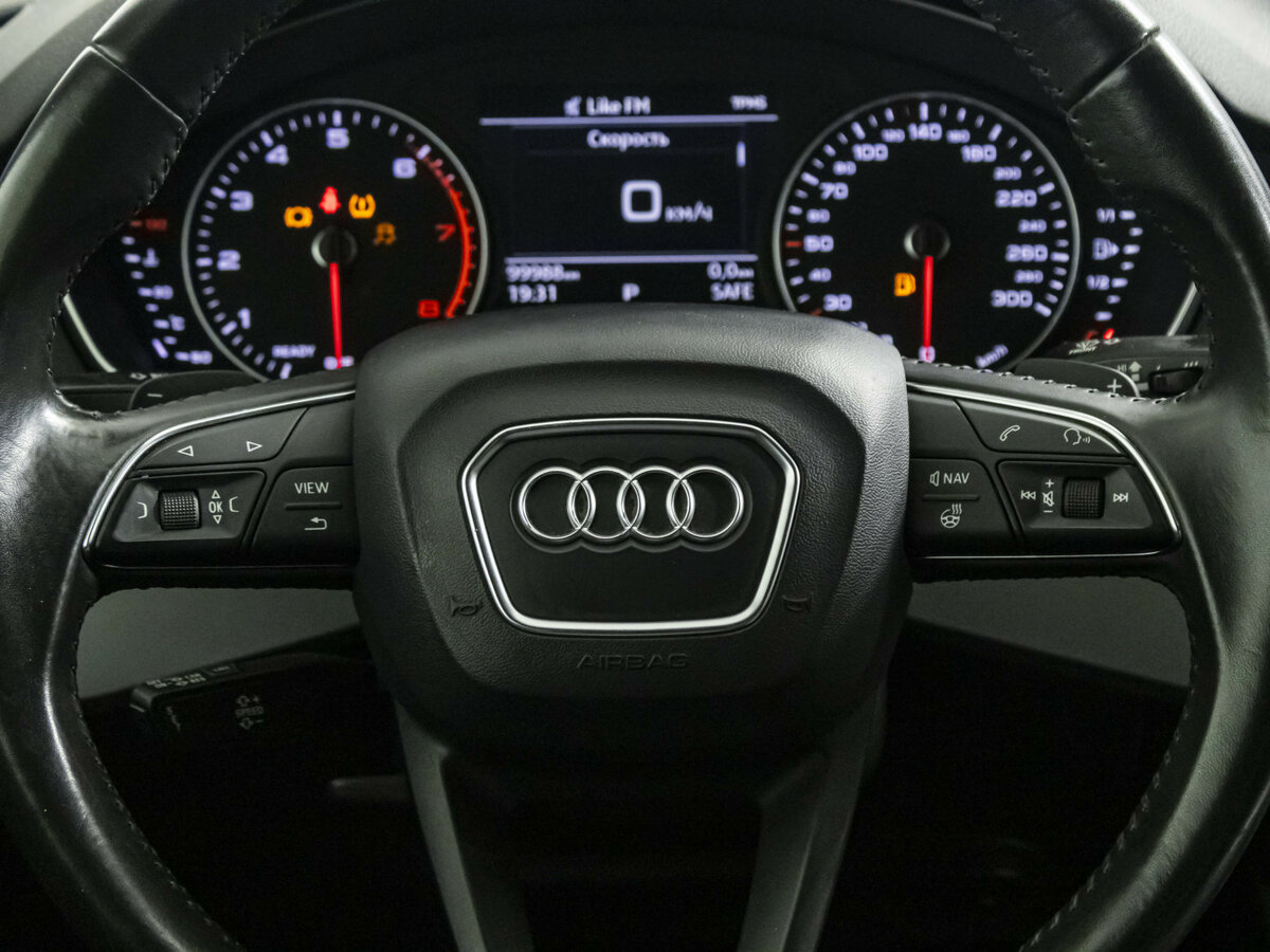 Audi A4 2018 года с пробегом. Фото: #11