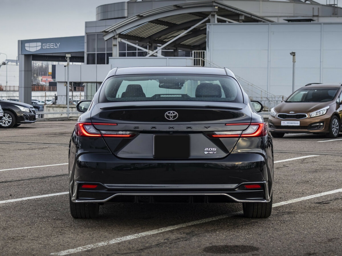 Toyota Camry 2024 года с пробегом. Фото: #5