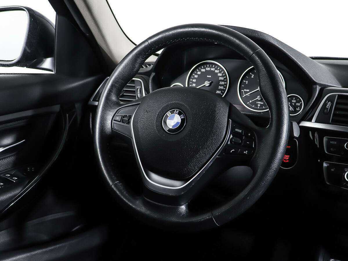 BMW 3 серии 2017 года с пробегом. Фото: #14