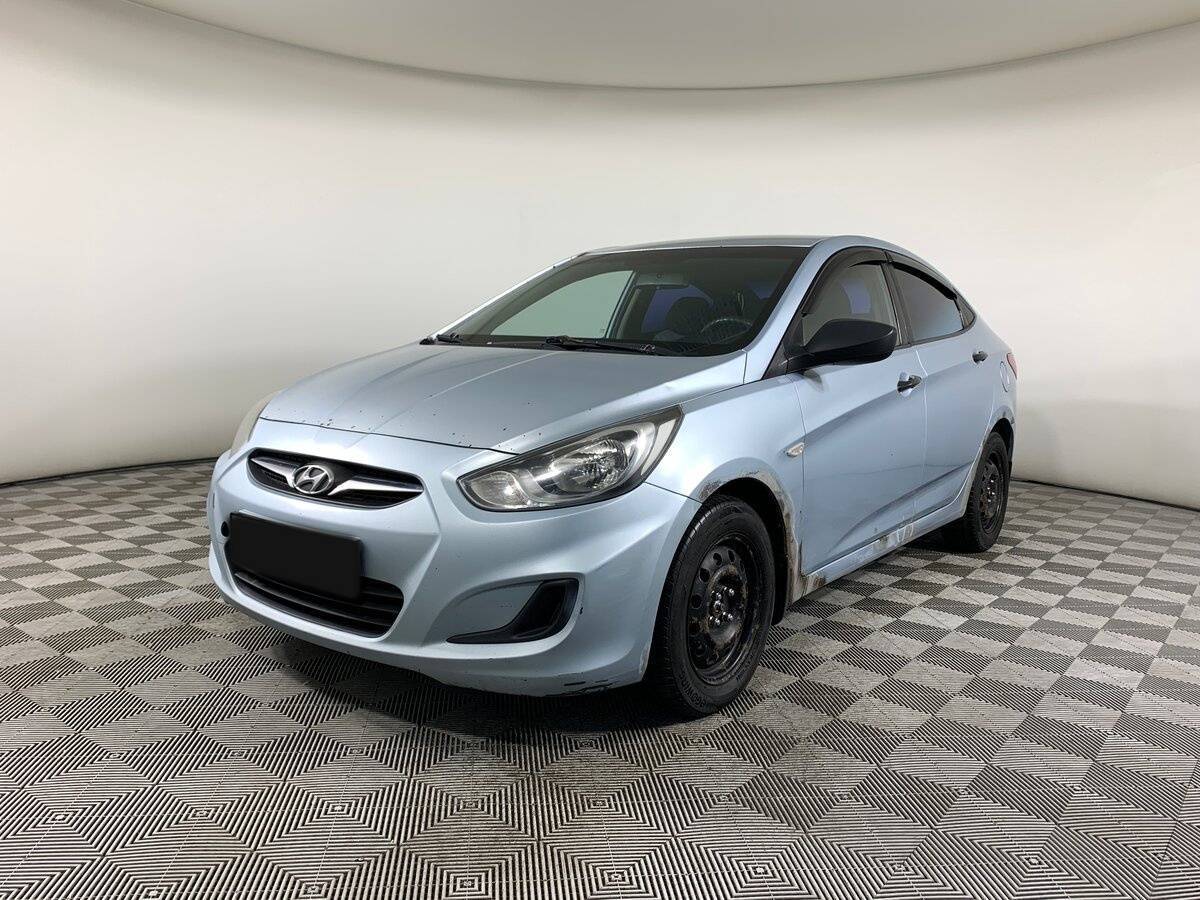 Hyundai Solaris 2011 года с пробегом. Посмотреть фото