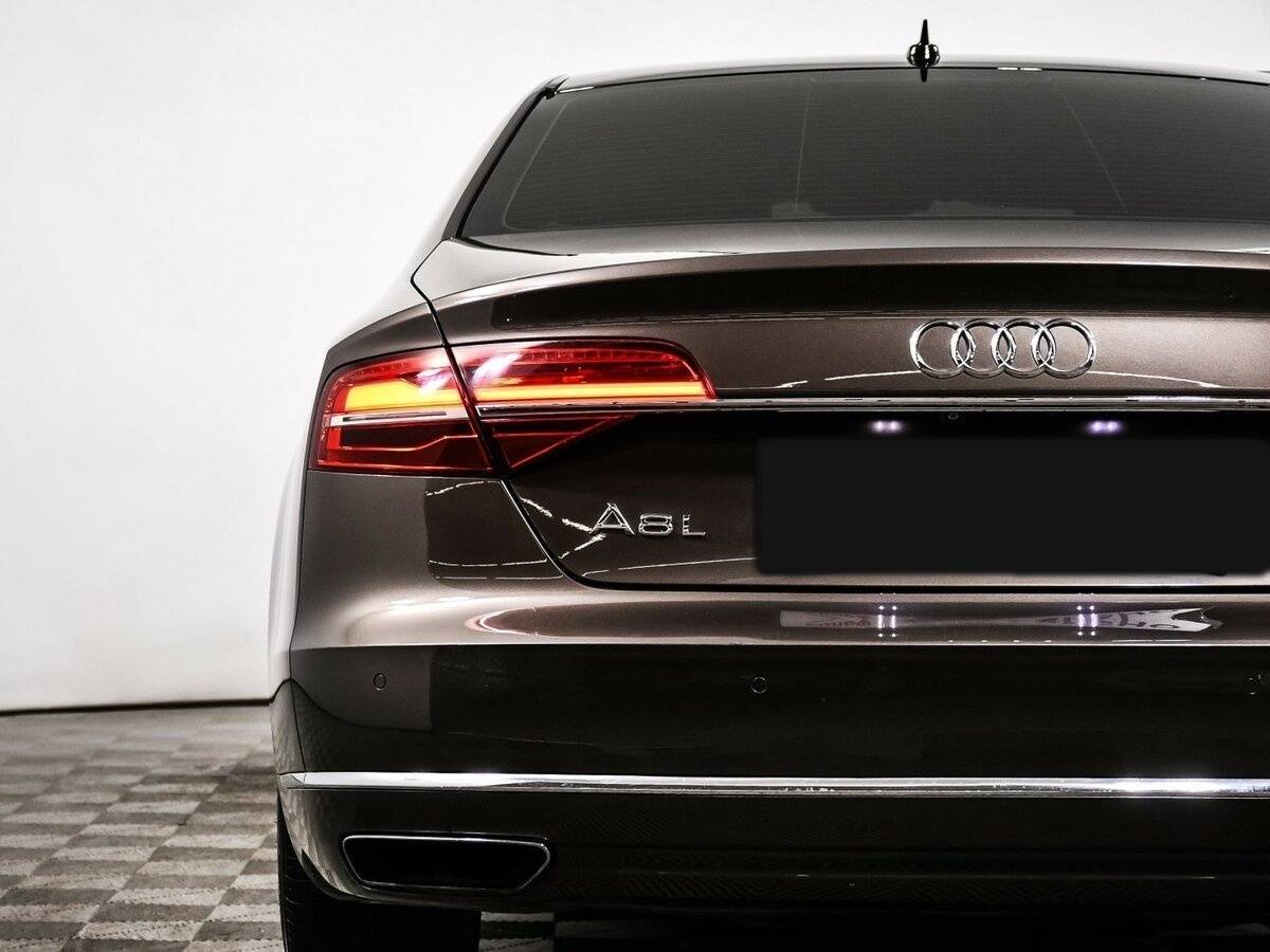 Audi A8 2015 года с пробегом. Фото: #18