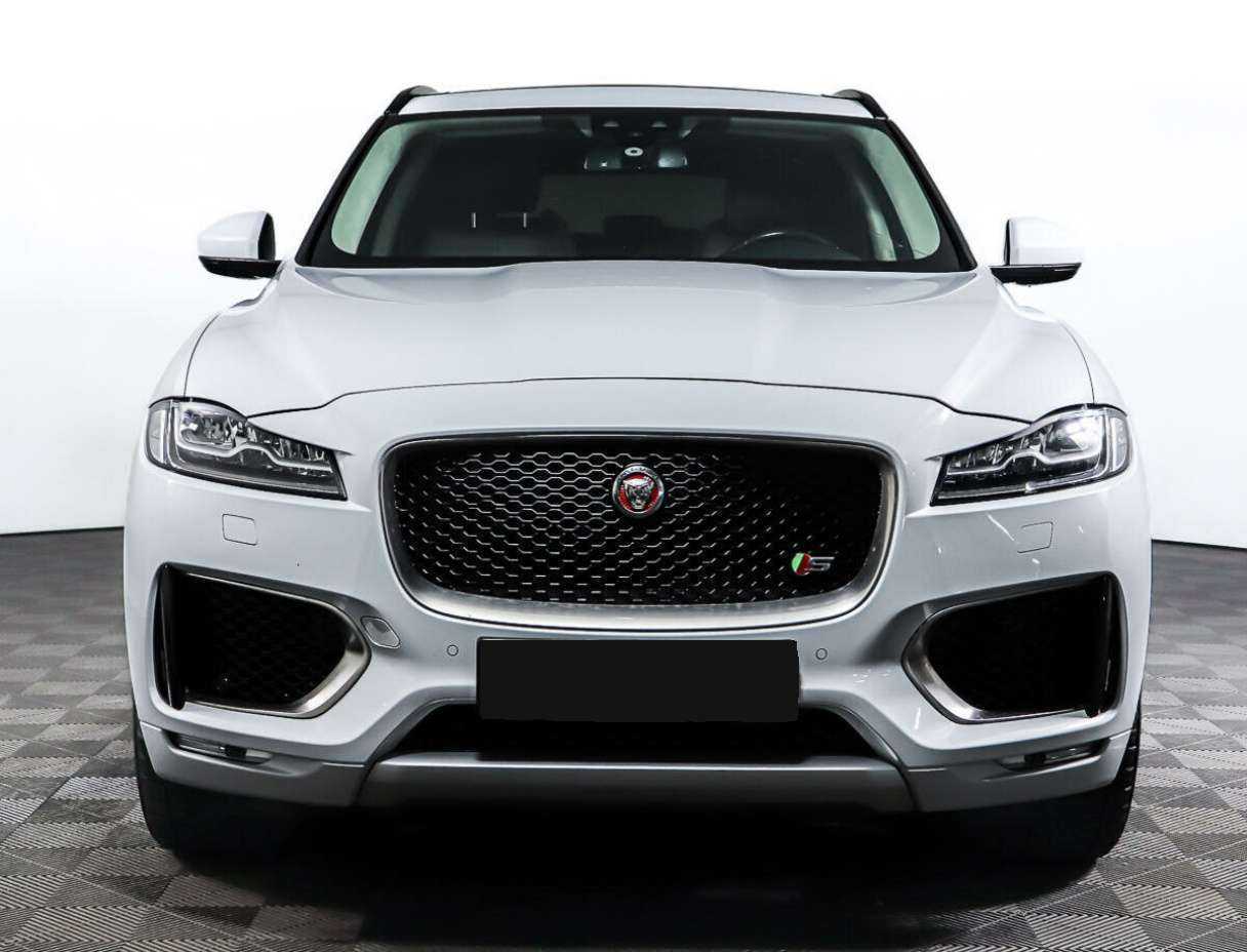 Jaguar F-Pace 2017 года с пробегом. Фото: #1