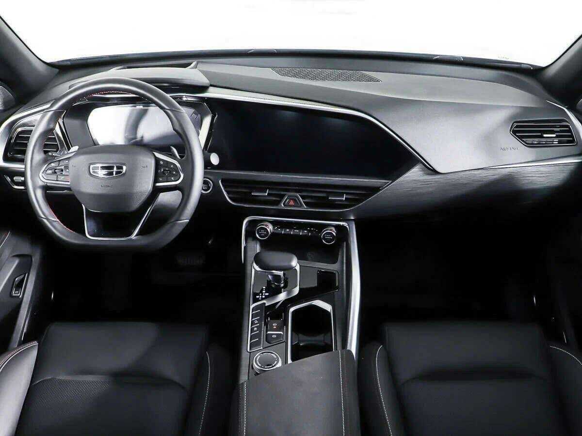 Geely Tugella 2023 года с пробегом. Фото: #10