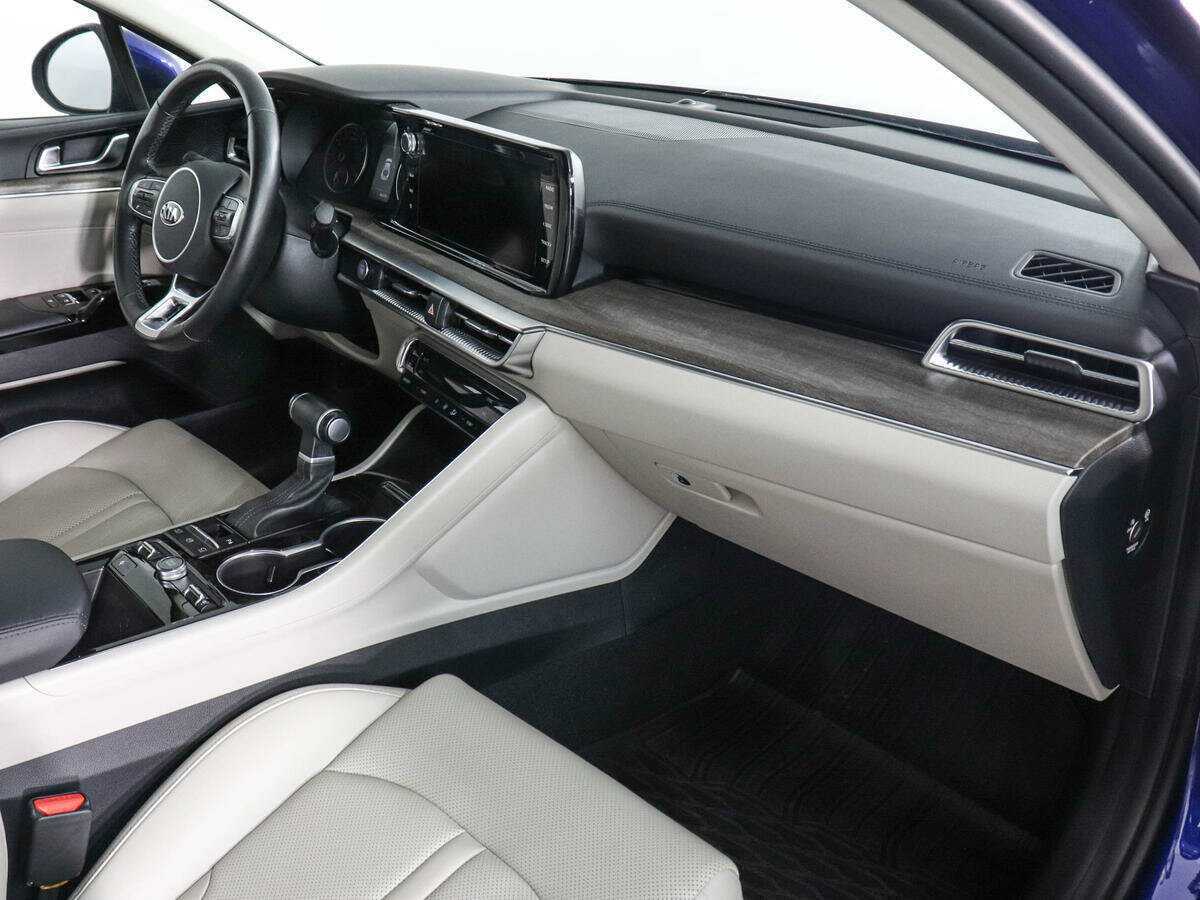 Kia K5 2020 года с пробегом. Фото: #9