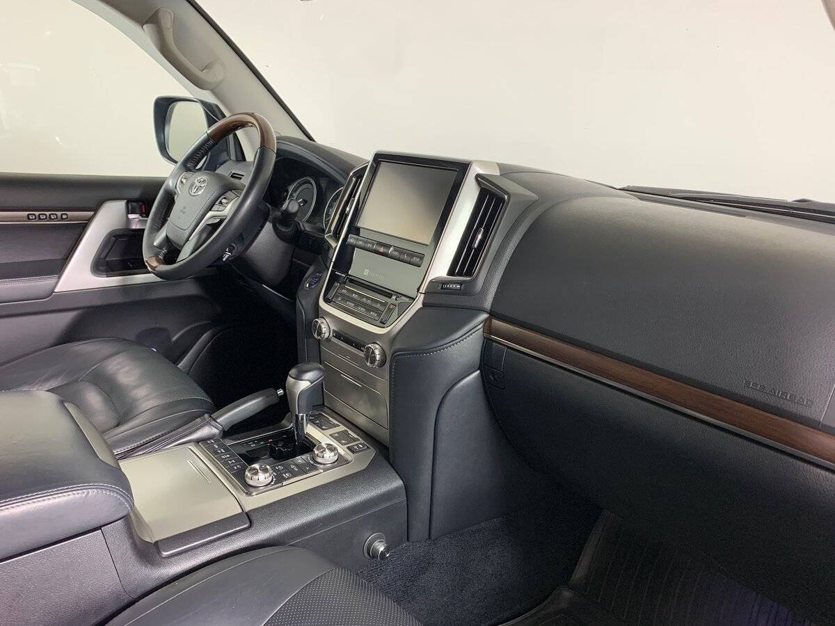 Toyota Land Cruiser 2016 года с пробегом. Фото: #12