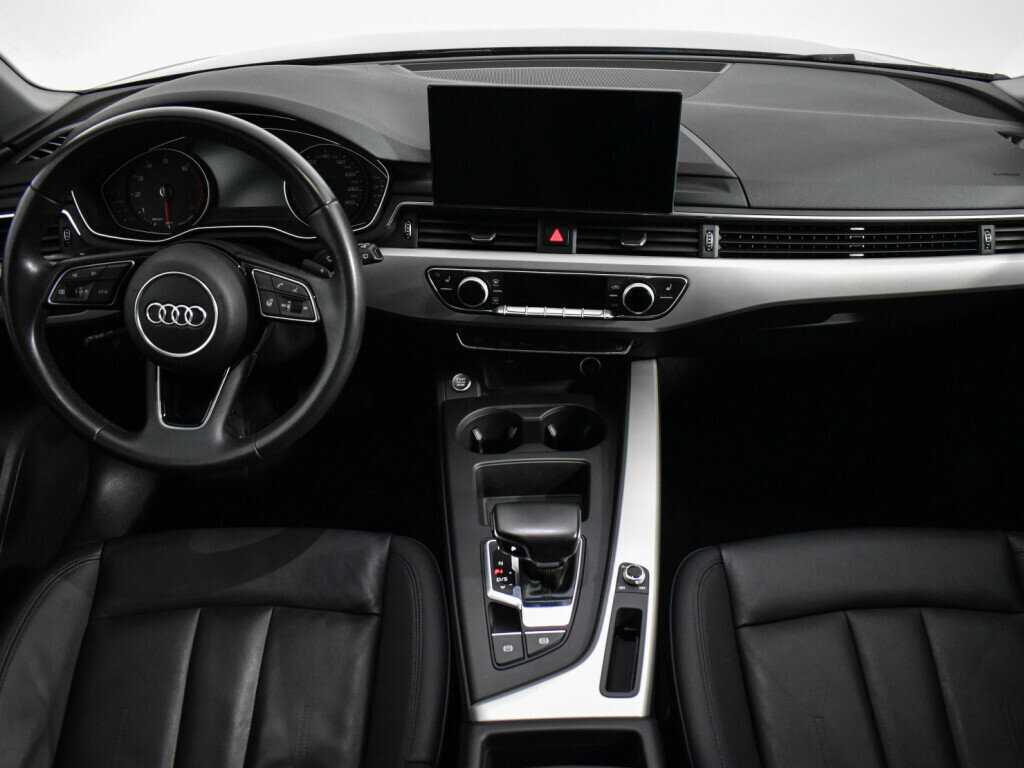 Audi A4 2020 года с пробегом. Фото: #13