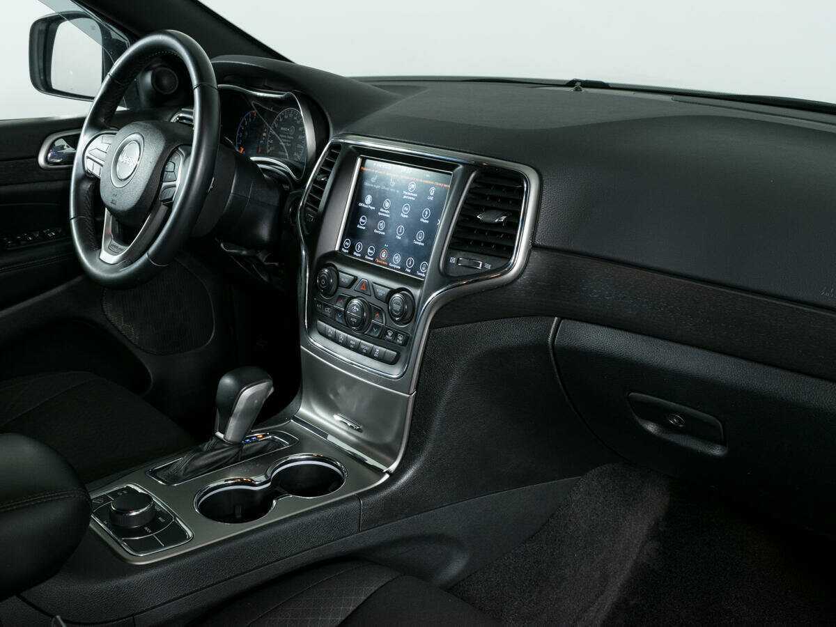 Jeep Grand Cherokee 2018 года с пробегом. Фото: #9